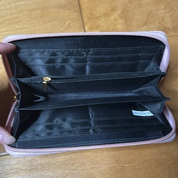 Pink Heart Plush Wallet | Card Carrier | Money Holder | Purse Accessory Travel - Picture 4 of 6